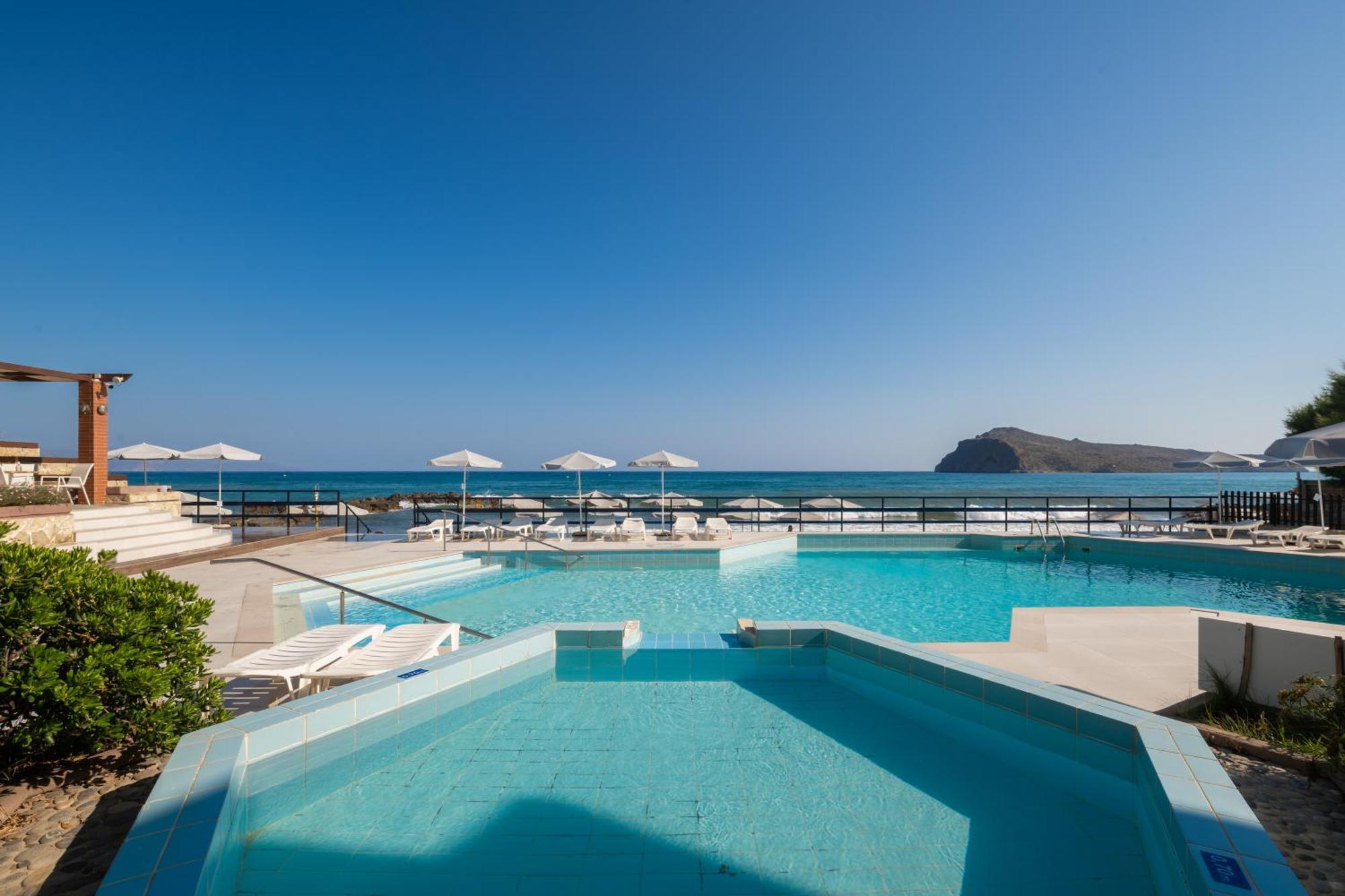 Hotel Haris On The Beach Agia Marina Exterior foto